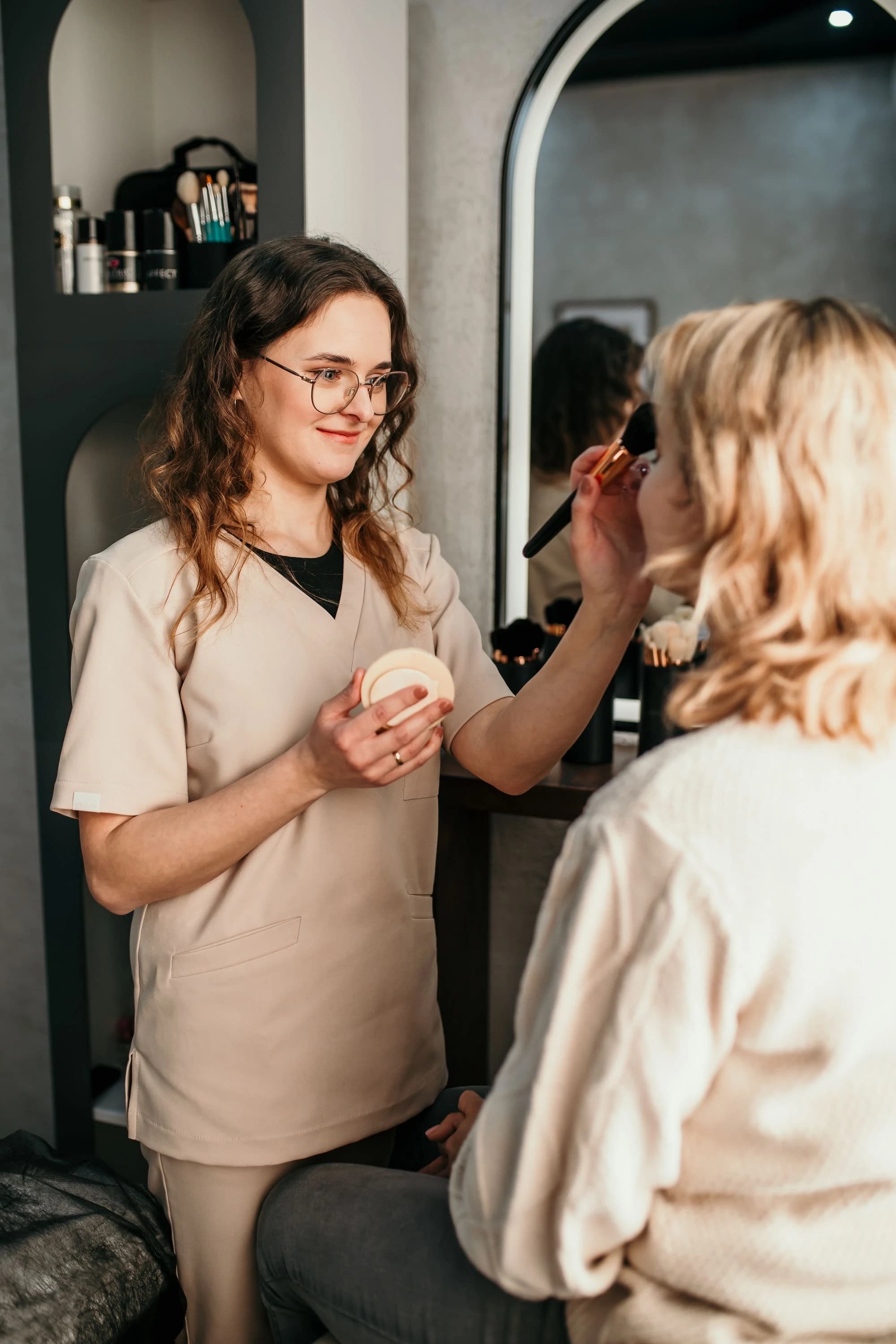 Salon kosmetyczny Faktoria Piękna w Kętach - usługi kosmetyczne