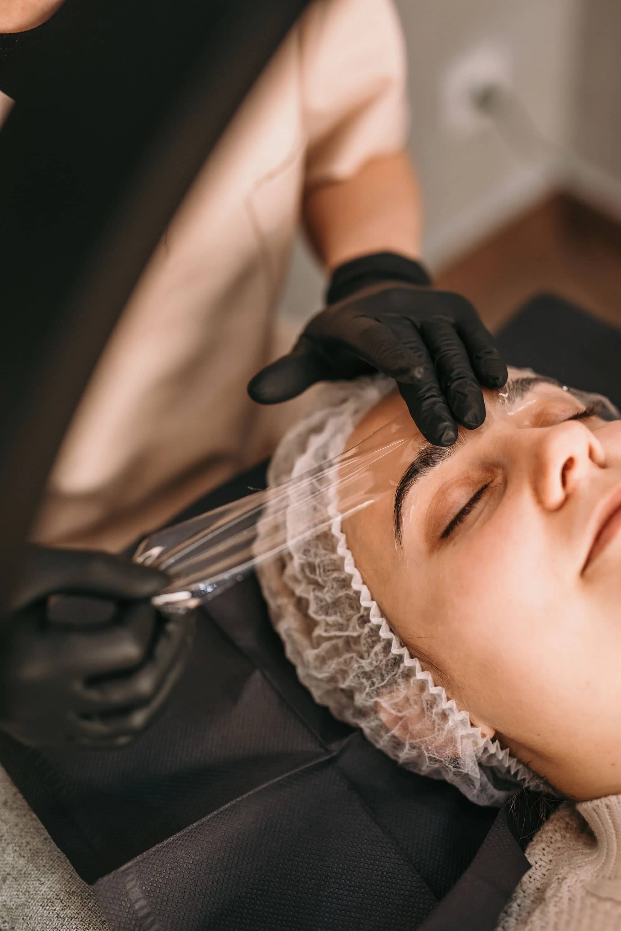 Profesjonalny salon kosmetyczny w Kętach - microblading brwi metodą włosa